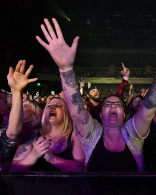 K-Pop Demon Ravers Kids Rave