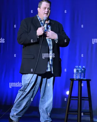 Billy Gardell