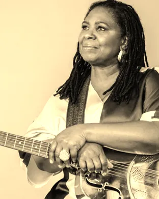Ruthie Foster